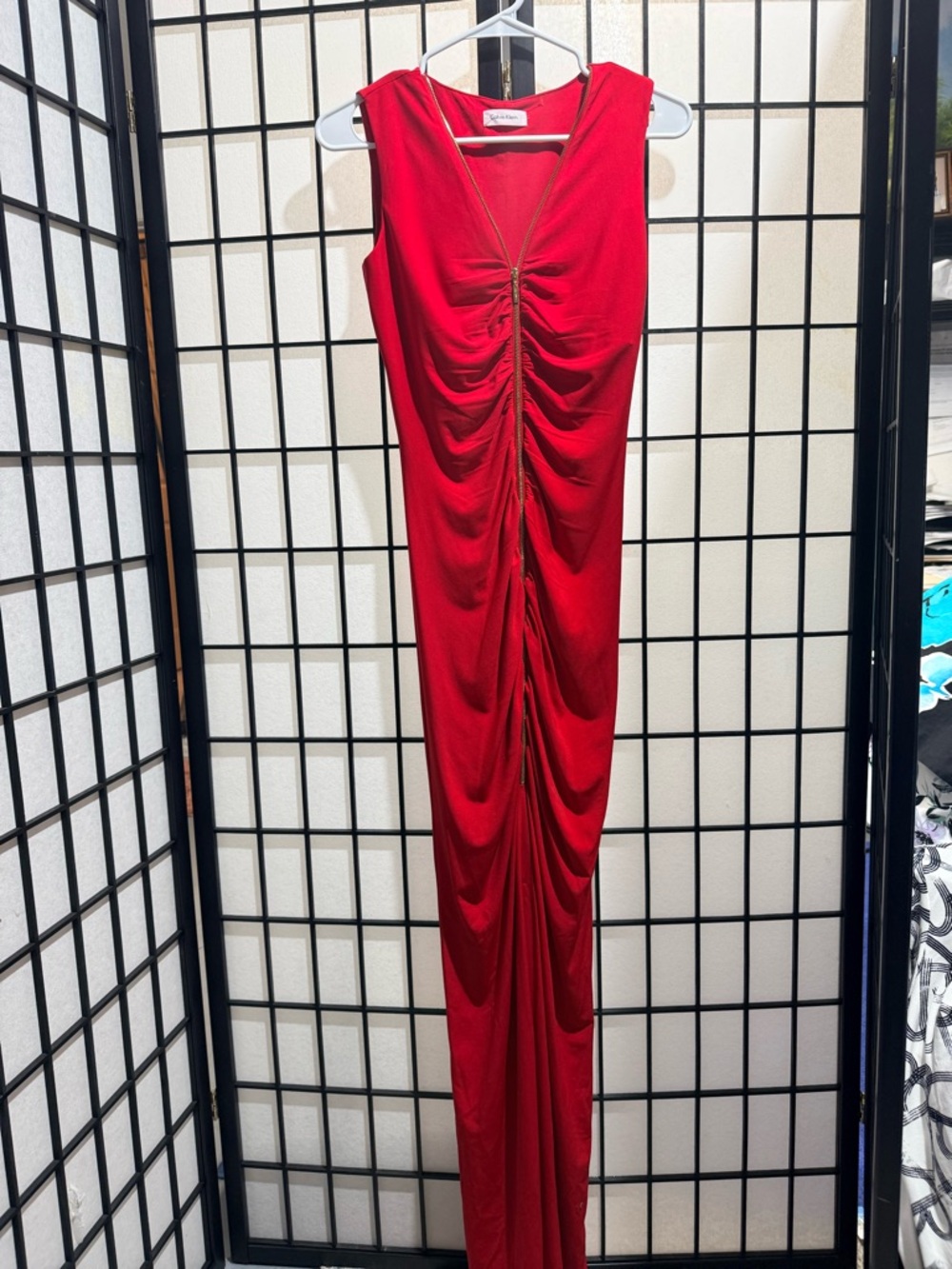 Calvin Klein Red Ruched V-Neck - Picture 4 of 7